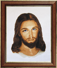 X-716, Jesus The cross stitch kit contains: DMC cotton thread, 16 count cotton Aida Zweigart, needle, color chart and instructions. Size (28 x 37.5 cm)